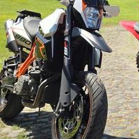 KTM 990 Supermoto R