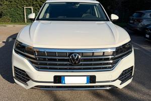 Volkswagen Touareg 3.0 V6 TDI - 4X4 - PELLE - NAV.