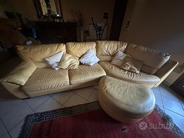 Divano con penisola in pelle