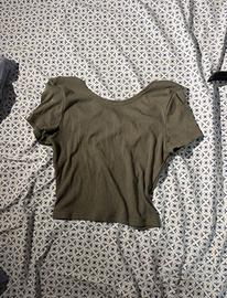 maglietta crop verde salvia