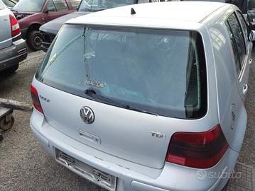 Portellone nudo VOLKSWAGEN GOLF 4 del 2000