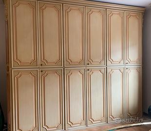 Armadio 4 stagioni fine anni 70  in legno