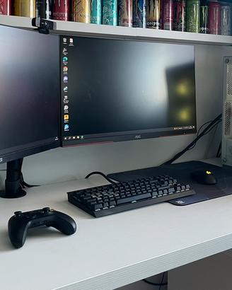 Postazione da Gaming completa