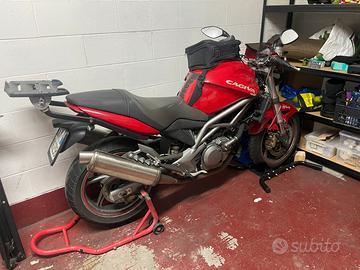 Cagiva Raptor 650 ie Rossa 2006 50000km
