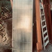 cancello a due ante in ferro