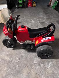 Stock giocattoli usati