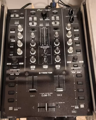 Pioneer djm T1 