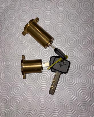 Coppia cilindri Multi-T-Lock per porta blindata