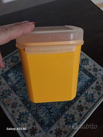 tupperware contenitore 