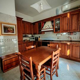 Camera singola in appartamento Bollate