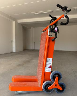 Carrello saliscale elettrico Mario