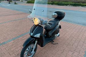 Piaggio liberty 150 del 2010 con 18000 km