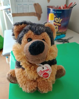 peluche carino  negli occhi ha delle perle duro