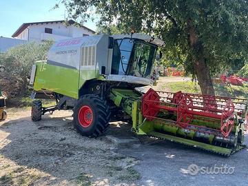 Claas medion 330 h 4 trak