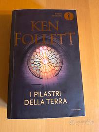 Libro Ken Follet, I PILASTRI DELLA TERRA.