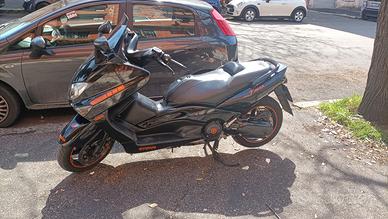 Yamaha Tmax 500 