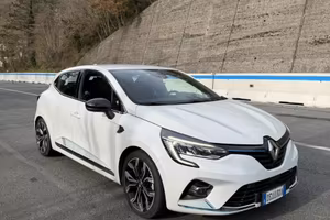 Renault Clio 1.6 E-Tech Full Hybrid 140 CV