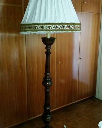 Lampada da pavimento