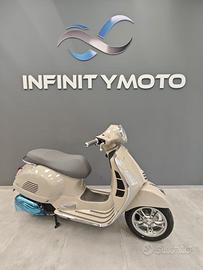 Piaggio Vespa 125 GTS