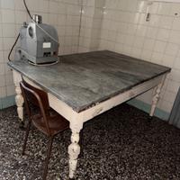 TAVOLO VINTAGE CON PIANO IN MARMO