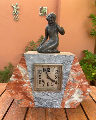 Orologio da camino Art Déco in marmo anni 1930