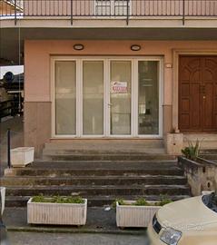 Magazzino ampio