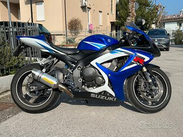 Suzuki GSXR 750 K6