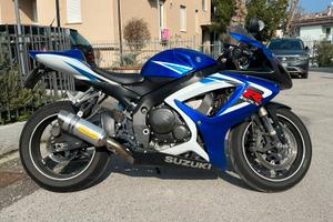 Suzuki GSXR 750 K6