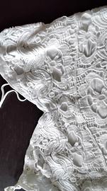 top corto in pizzo bianco