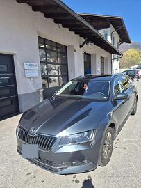 Škoda Superb Combi