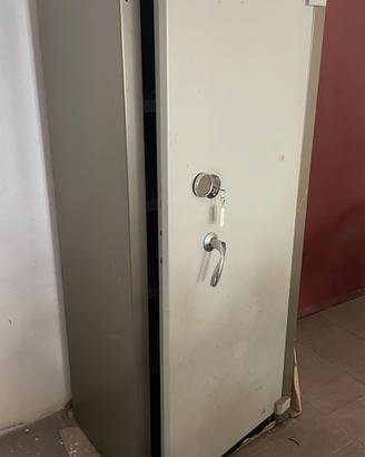 Cassaforte armadio Conforti