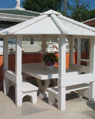 Gazebo in cemento bianco e polvere di marmo