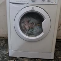 Lavasciuga Indesit