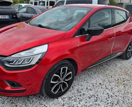 Renault Clio TCe 12V 75 CV 5 porte Moschino Intens