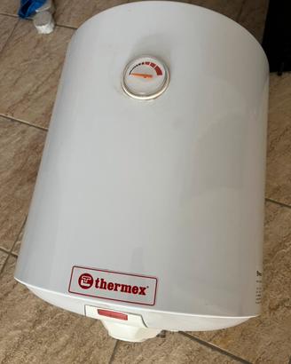 Scaldacqua elettrico Thermex 50L 1500W – Usato