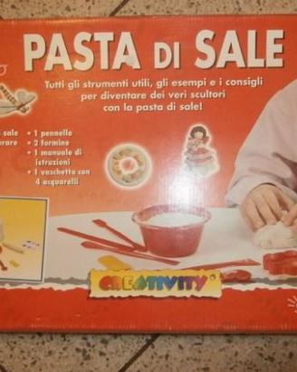 Gioco creare con pasta di sale