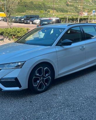 Skoda Octavia Wagon 2.0 tdi evo RS 200cv dsg