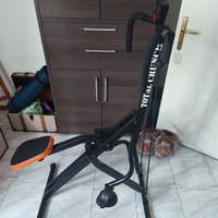 Il vogatore verticale che usa il tuo peso corporeo