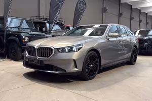 BMW 520 D 48V xDrive Touring *IVA ESPOSTA*