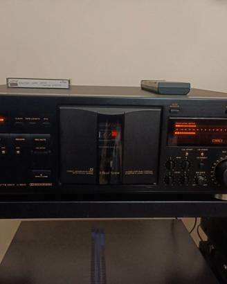 Piastra Teac V-5010