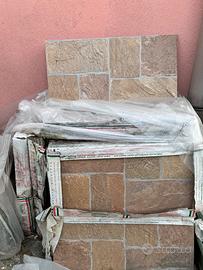 Piastrelle portico