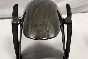 PARAFANGO ANTERIORE IN CARBONIO PER BMW R1200 R 20