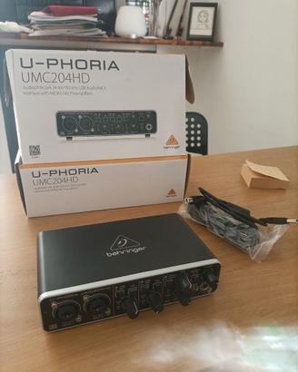 Scheda audio U-PHORIA UMC204HD