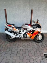 CBR 900 rr