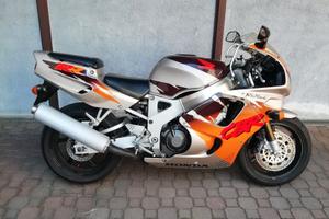 CBR 900 rr