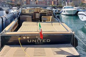 Magnum Marine 38 Thunderboat