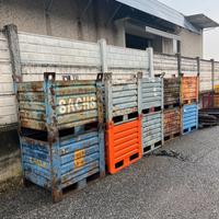 Cassoni in metallo sovrapponibili