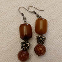 Orecchini resina e pietra di sole