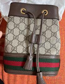 Mini borsa a secchiello Gucci