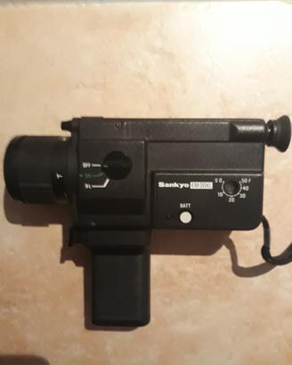 Videocamera d'epoca sankyo em20xl
